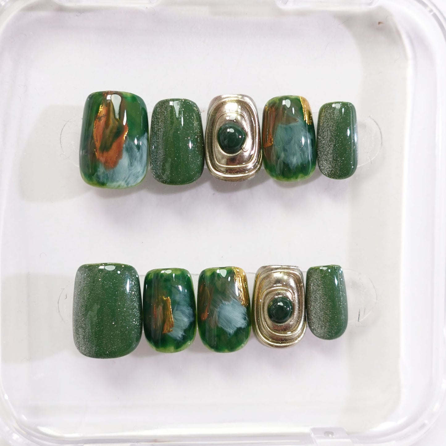 A79 Super Short Emerald Green Press on Nails+tool kit