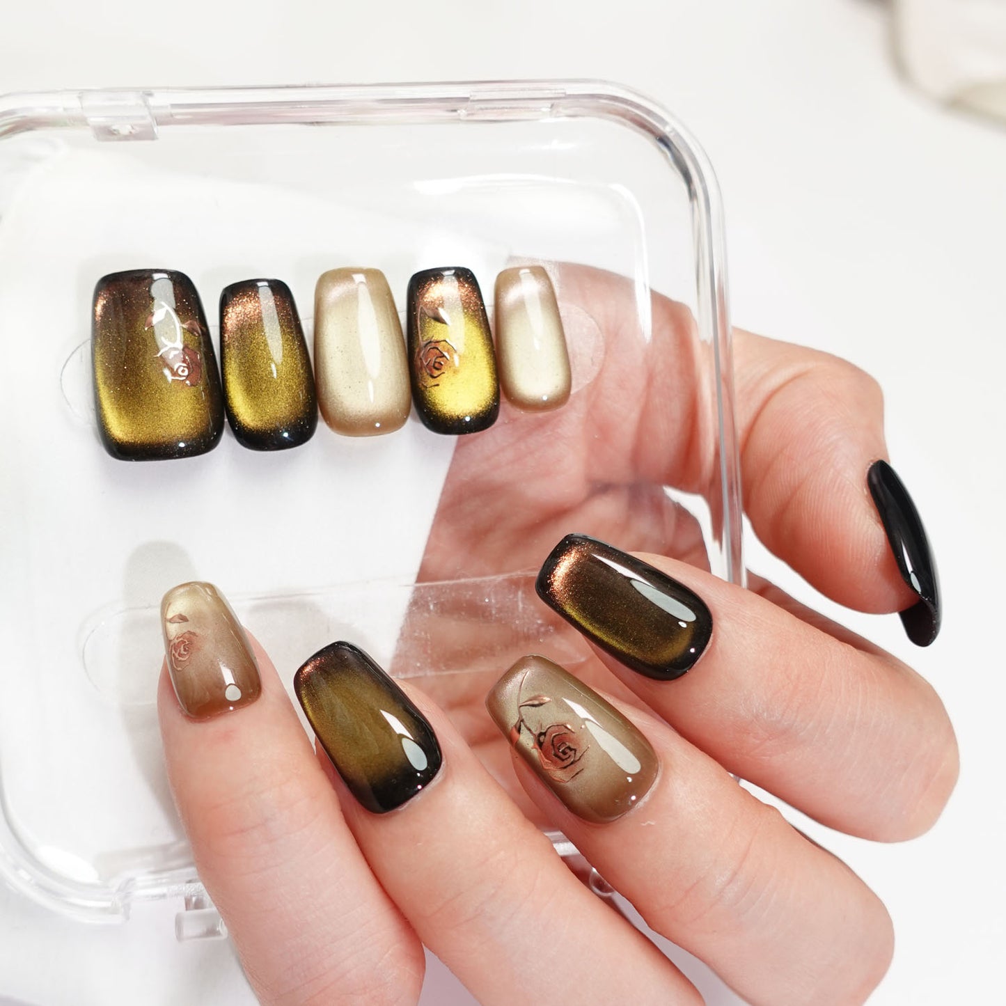 A15 High Class Short Square Flowers Cat Eye Press On Nails