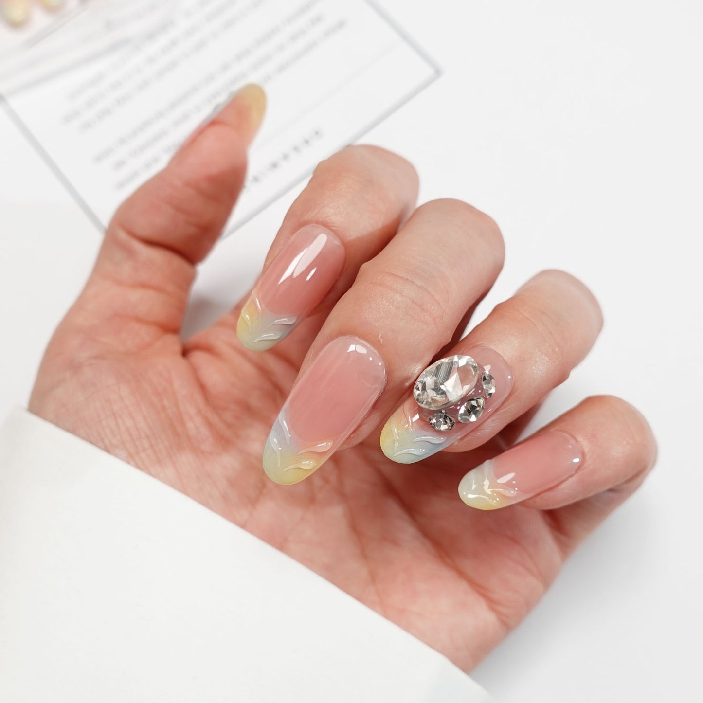 A28 Medium Oval Shape Mermaid Design Press on Nails+tool kit
