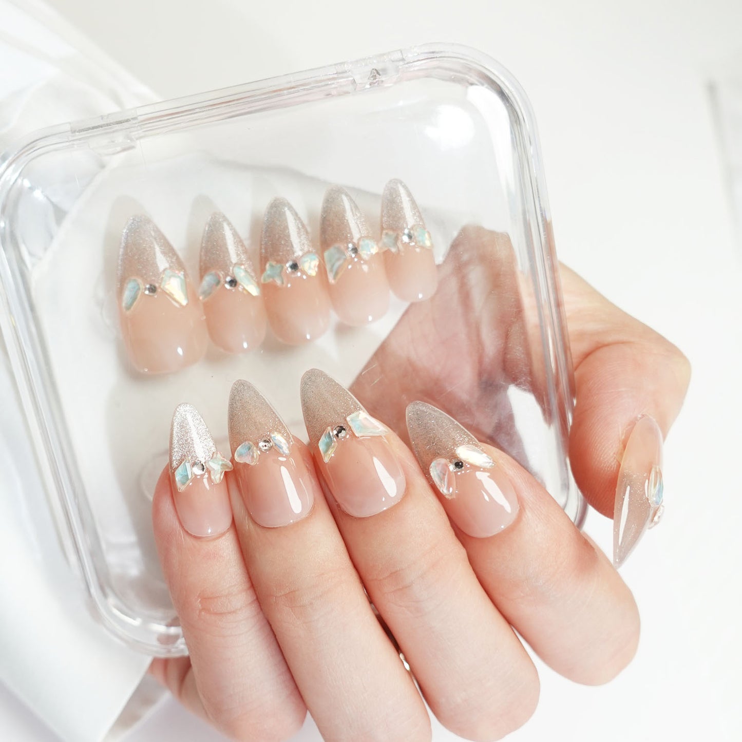 C28 Elegant Almond Handmade Press On Nails