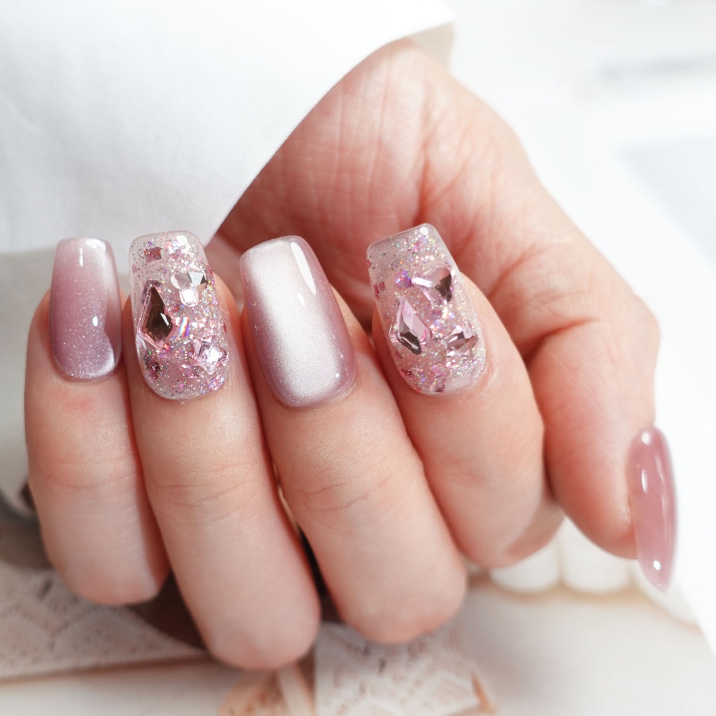 C4 Short Coffin Pink Cat Eye Design Handmade Press On Nails