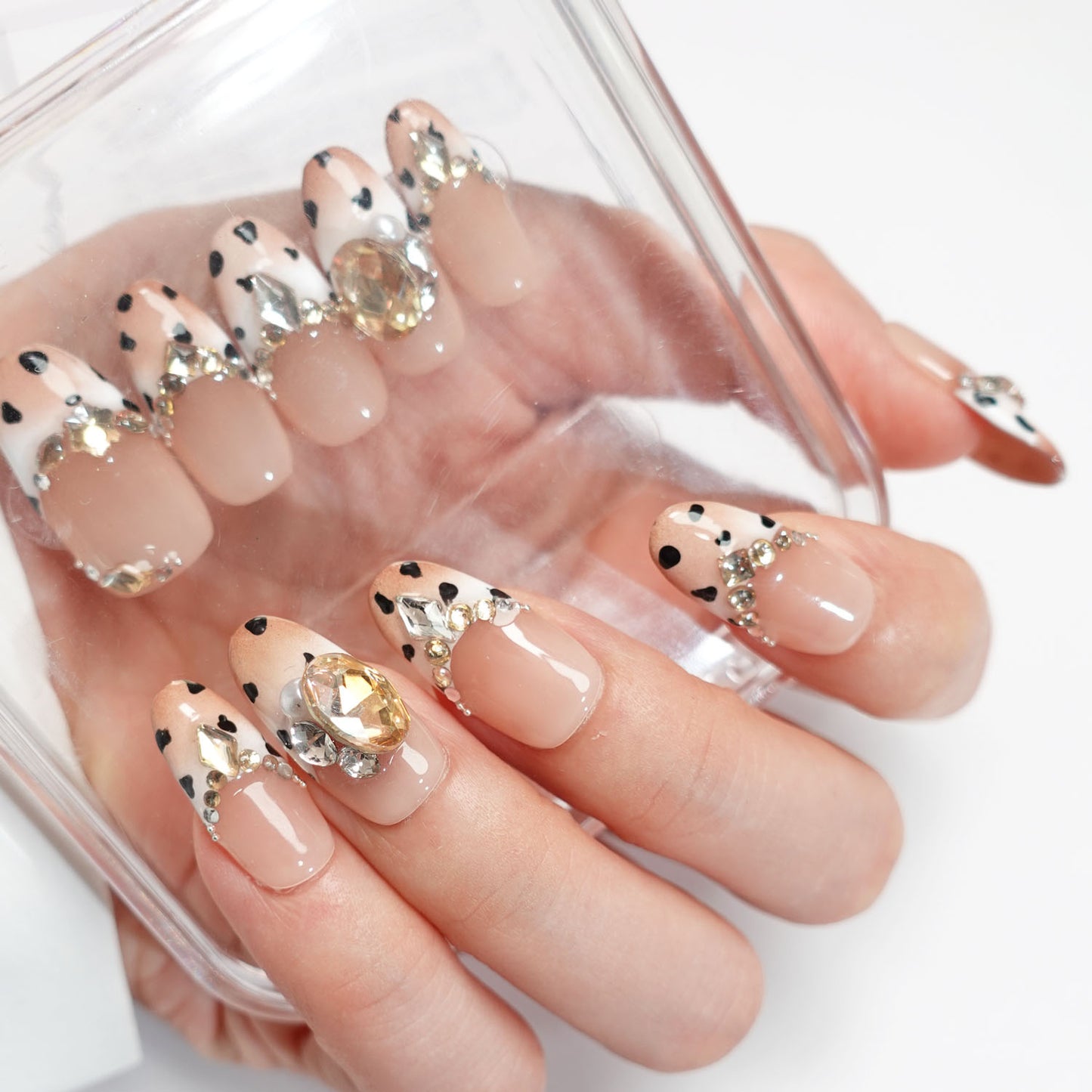 A9 Elegant Leopard Printed Oval Shaped Press on Nails for Women