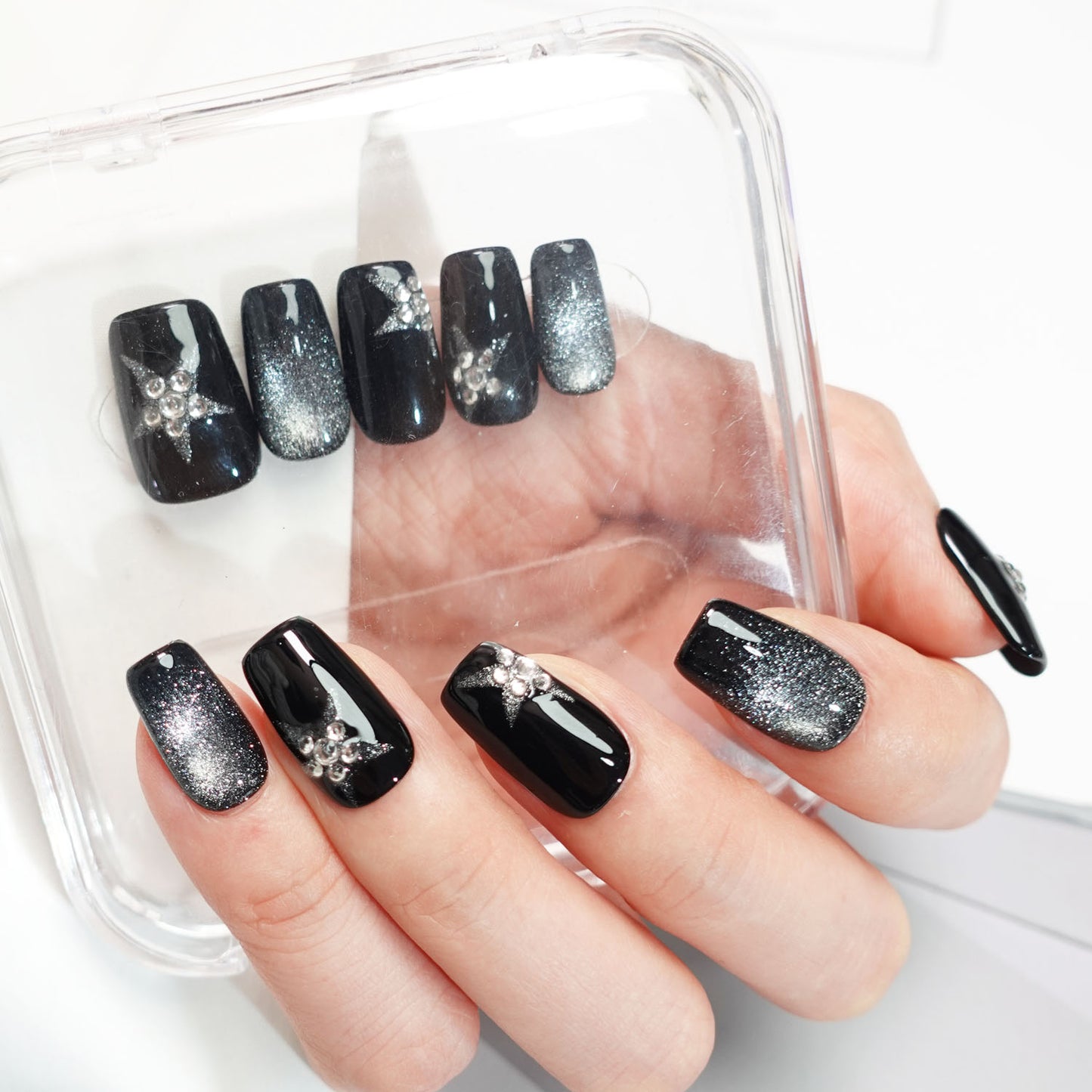 A81 Black Stars Short Coffin Shape Press On Nails+tool kit