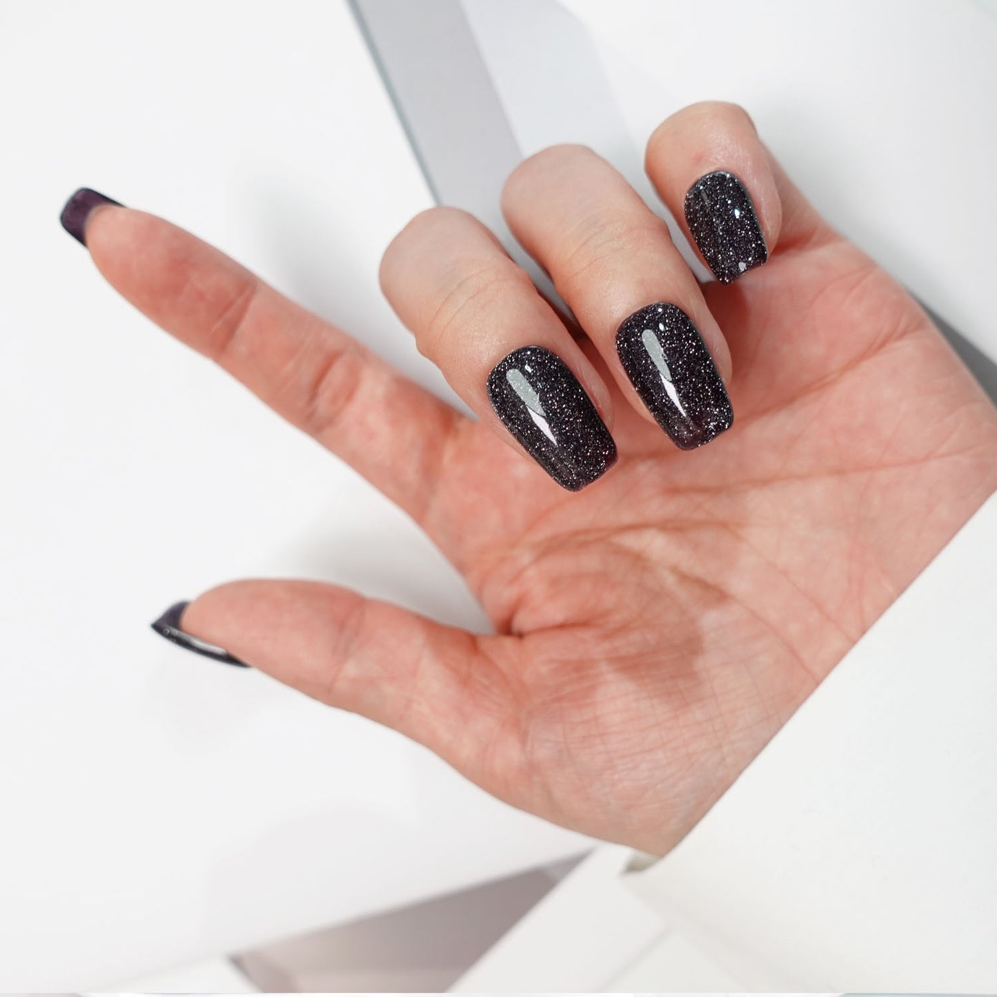 A36 Shiny Black Short Coffin Press on Nails