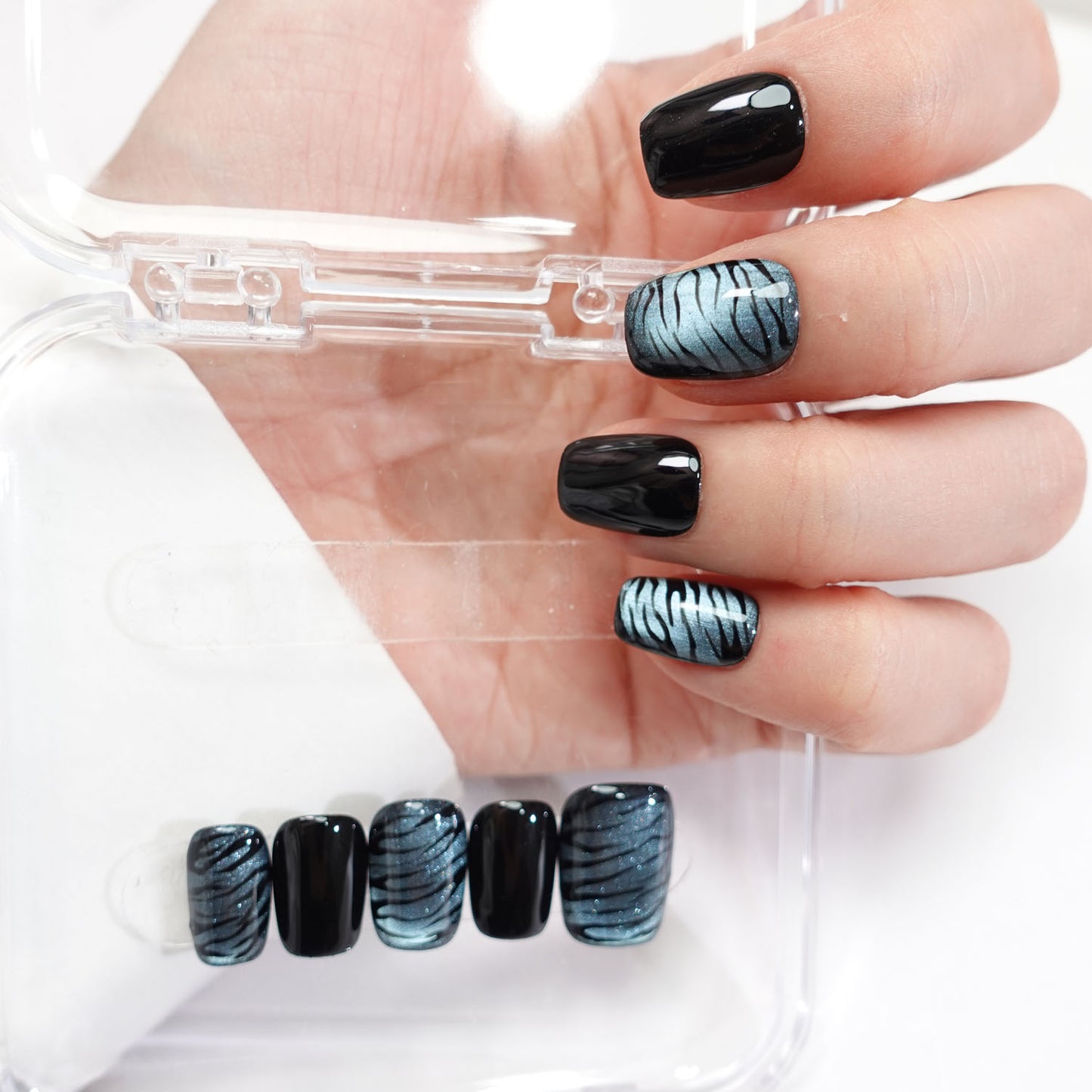 A66 Super Short Stripe Cat Eye Press on Nails for Women