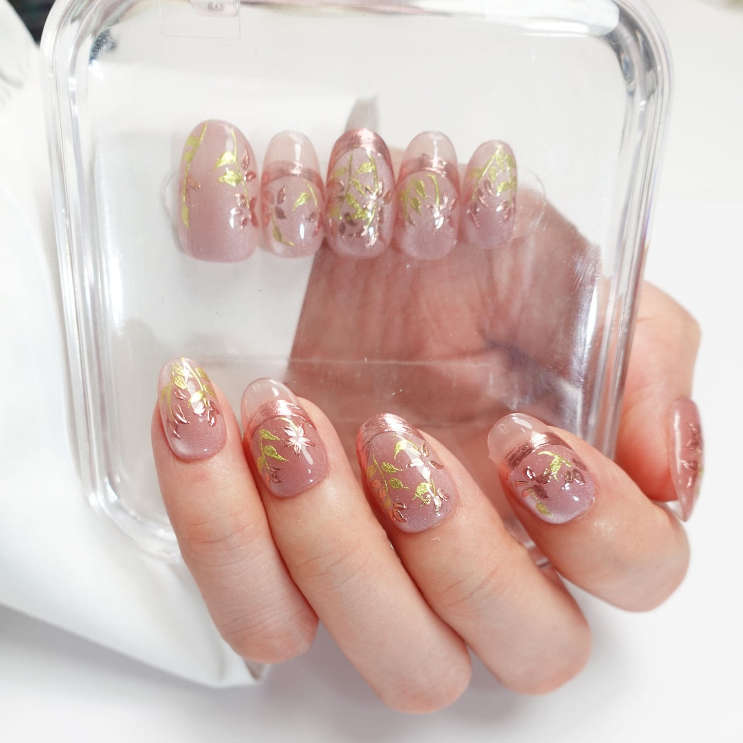 A16 Elegant Flower Design Short Oval Handmade Press on Nails +tool kit