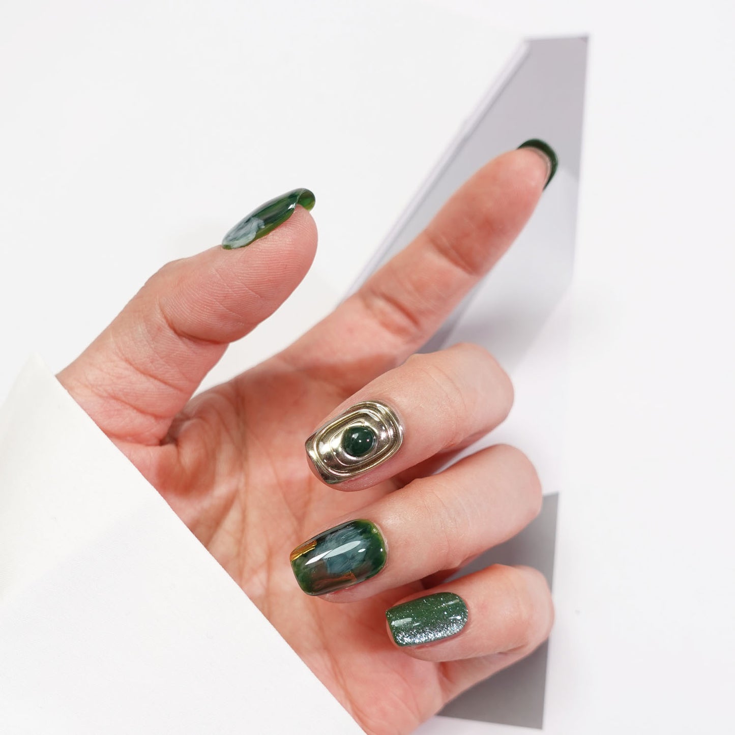 A79 Super Short Emerald Green Press on Nails+tool kit