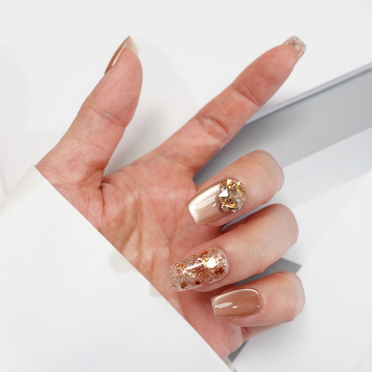 A21 Shiny Short Coffin Gold Cat Eye Press on Nails