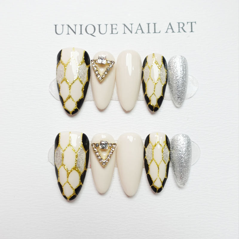 A54 Hand Painted Snake Design Almond Shape Press On Nails+tool kit