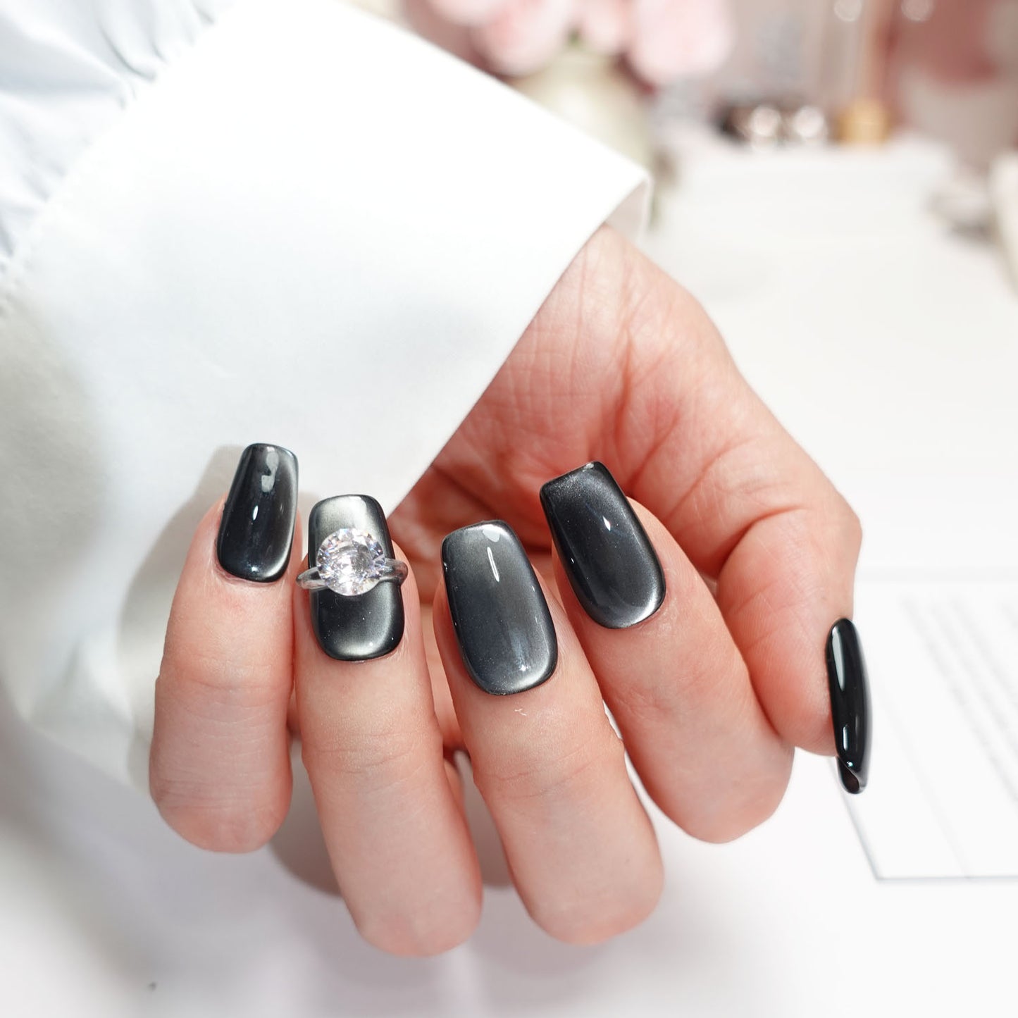 A42 Black Cat Eye Ring Design Short Coffin Press on Nails